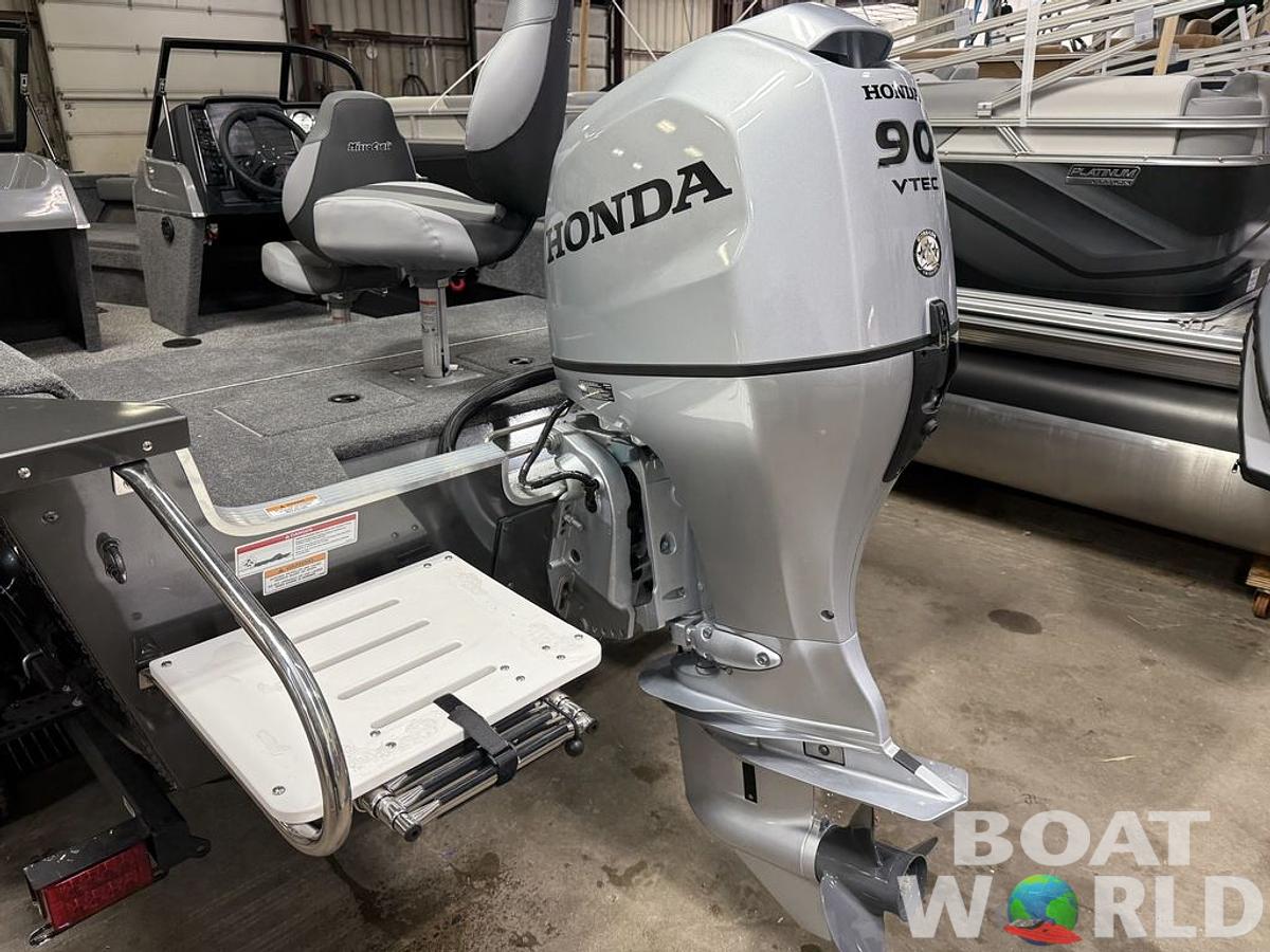 2025 MirroCraft Holiday 168 & Honda 90HP 4-Stroke EFI