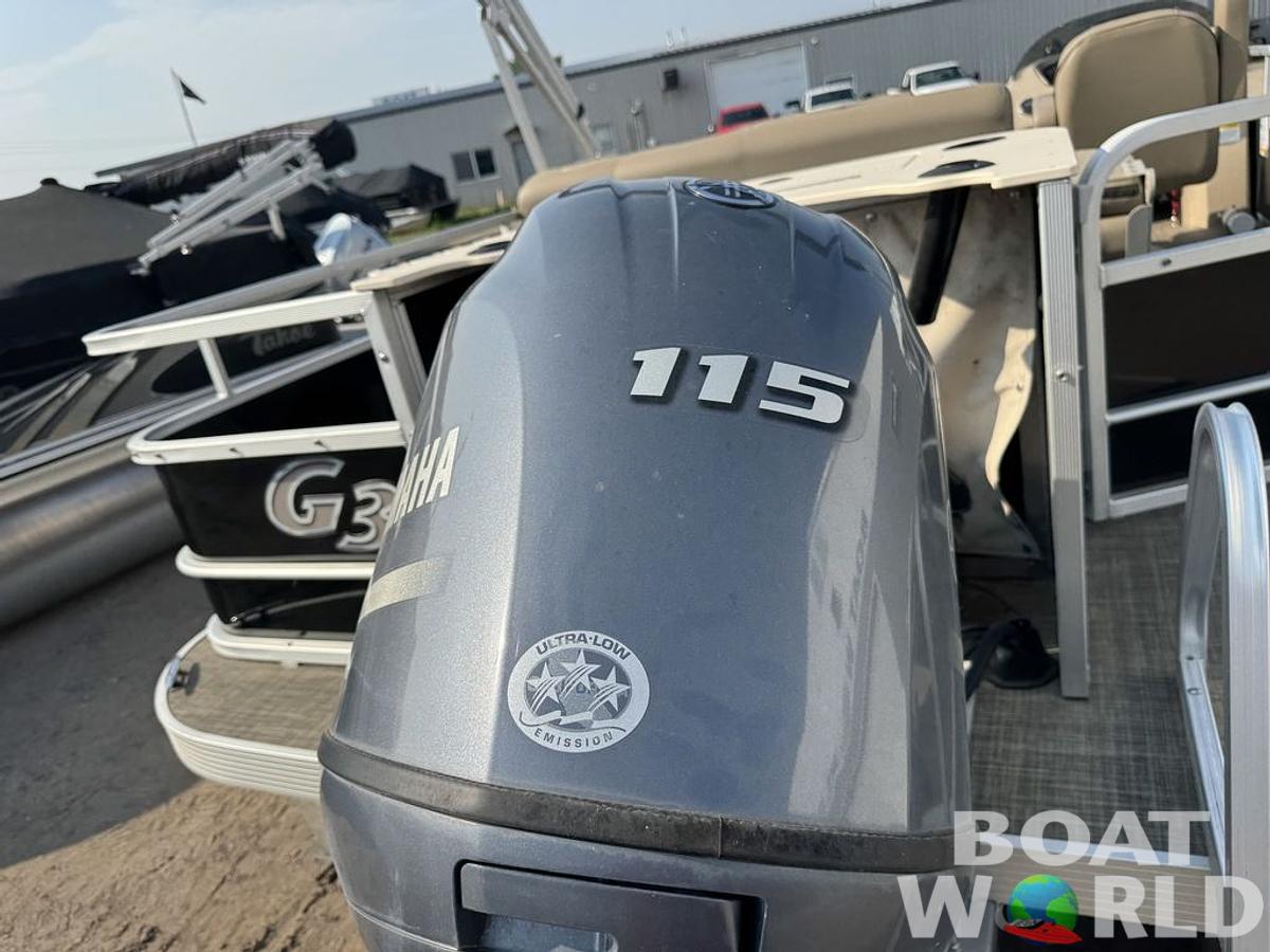 Used 2016 SunCatcher V322 RF Tritoon Pontoon