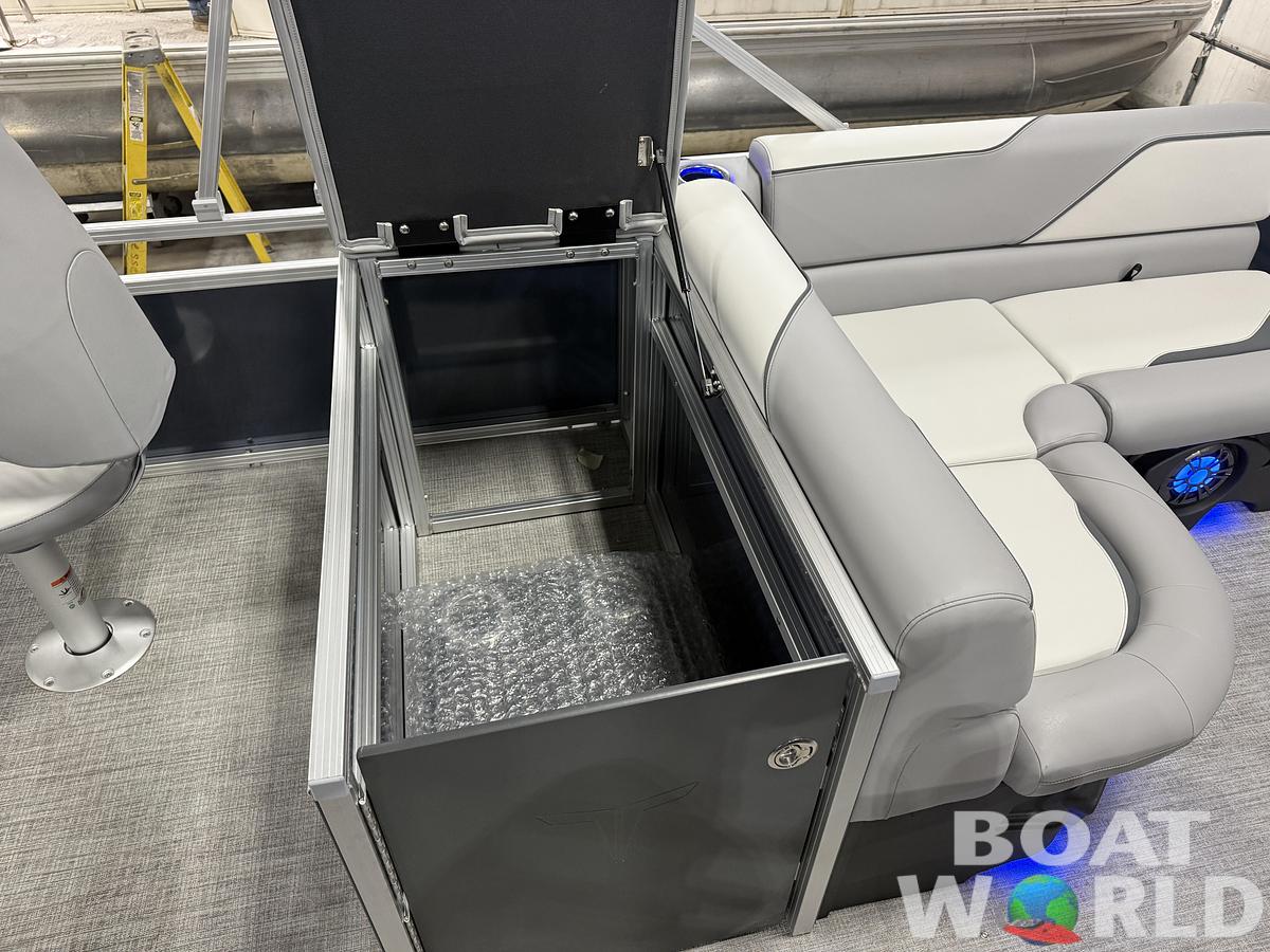 2026 Tahoe Pontoons Sport 2385 Rear Fish Tritoon 