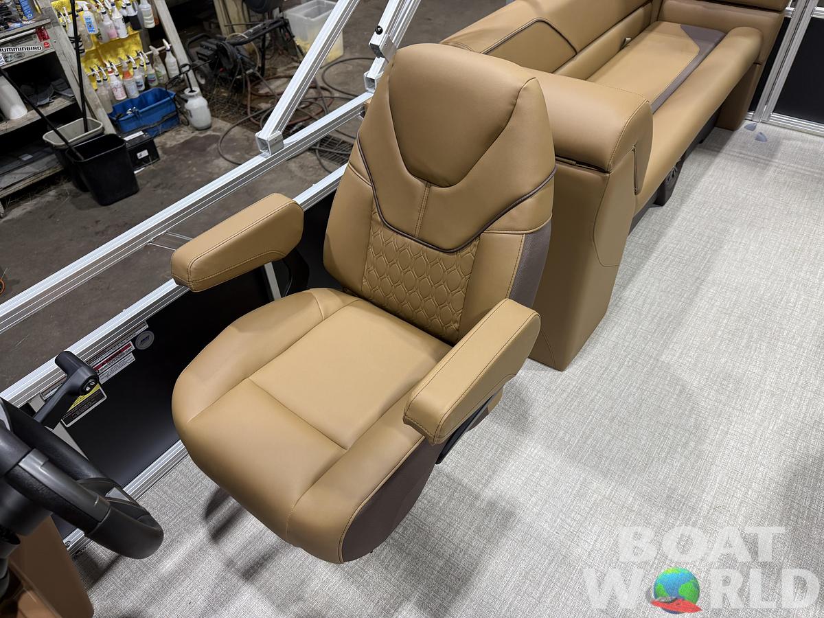 2026 Tahoe Pontoons Sport 2380 Quad Lounge