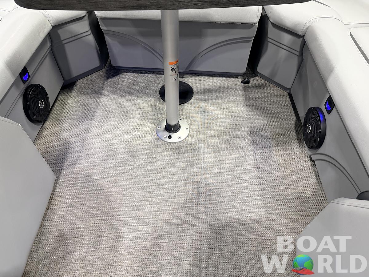 Used 2024 Bentley Pontoons Legacy 223 Navigator Quad Lounge Tri-toon Pontoon & 150HP Honda 4-Stroke EFI