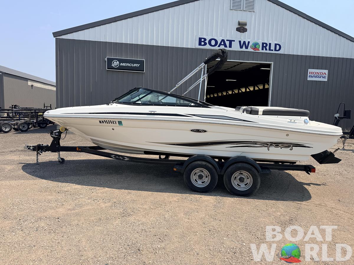 Used 2012 Sea Ray 205 Sport & 220HP 4.3L Mercruiser MPI with Tandem Axle Trailer -$15,995