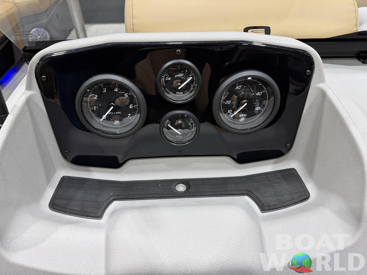 2027 Princecraft Vectra 23 RL Dinette Swingback $36,995