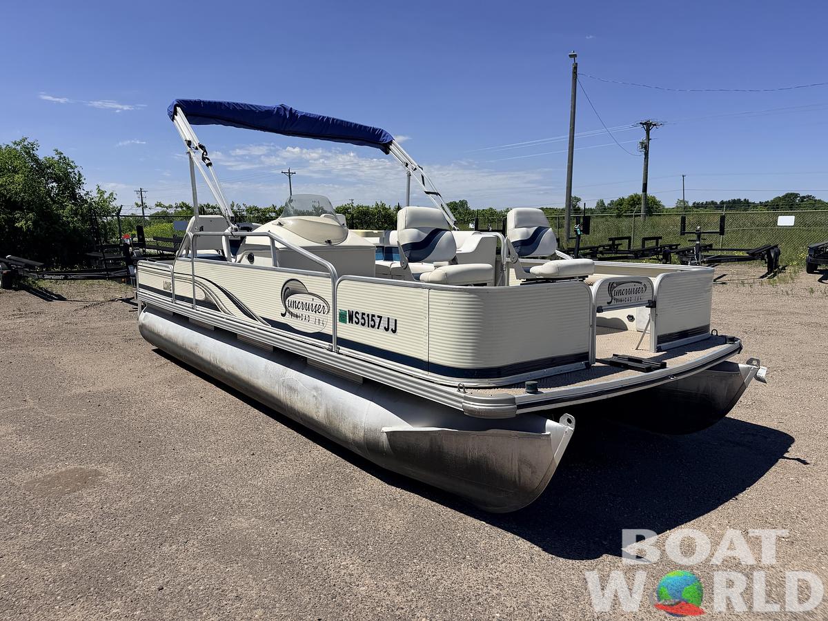Used 2001 Lowe SunCruiser Trinidad 204 & 50HP Mercury 4Stroke -$11,995