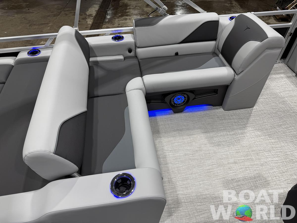 2026 Tahoe Pontoons Sport 2385 Swingback (VRB) Tritoon 