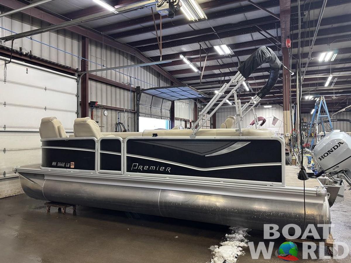 Used 2018 Premier SunSpree 220 DL Pontoon
