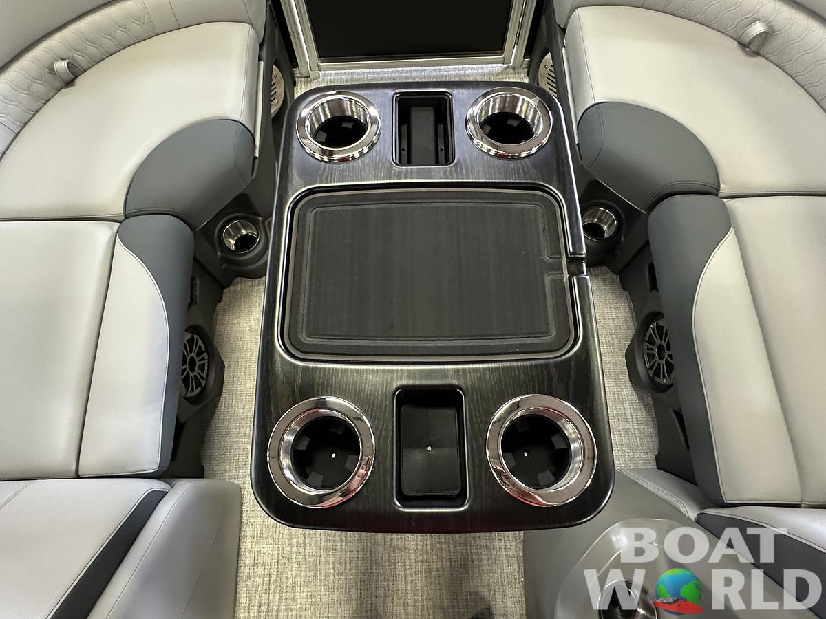 2025 Tahoe Pontoons LTZ 2385 Quad Lounge Shift Flip & Honda 4-Stroke EFI