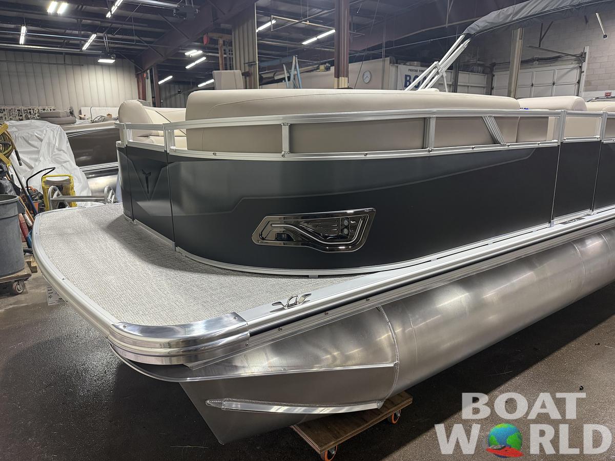 2026 Tahoe Pontoons Sport 2385 Swingback (VRB) Tritoon