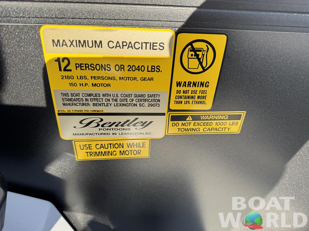 2026 Bentley Pontoons Forward Fish 220 Swingback