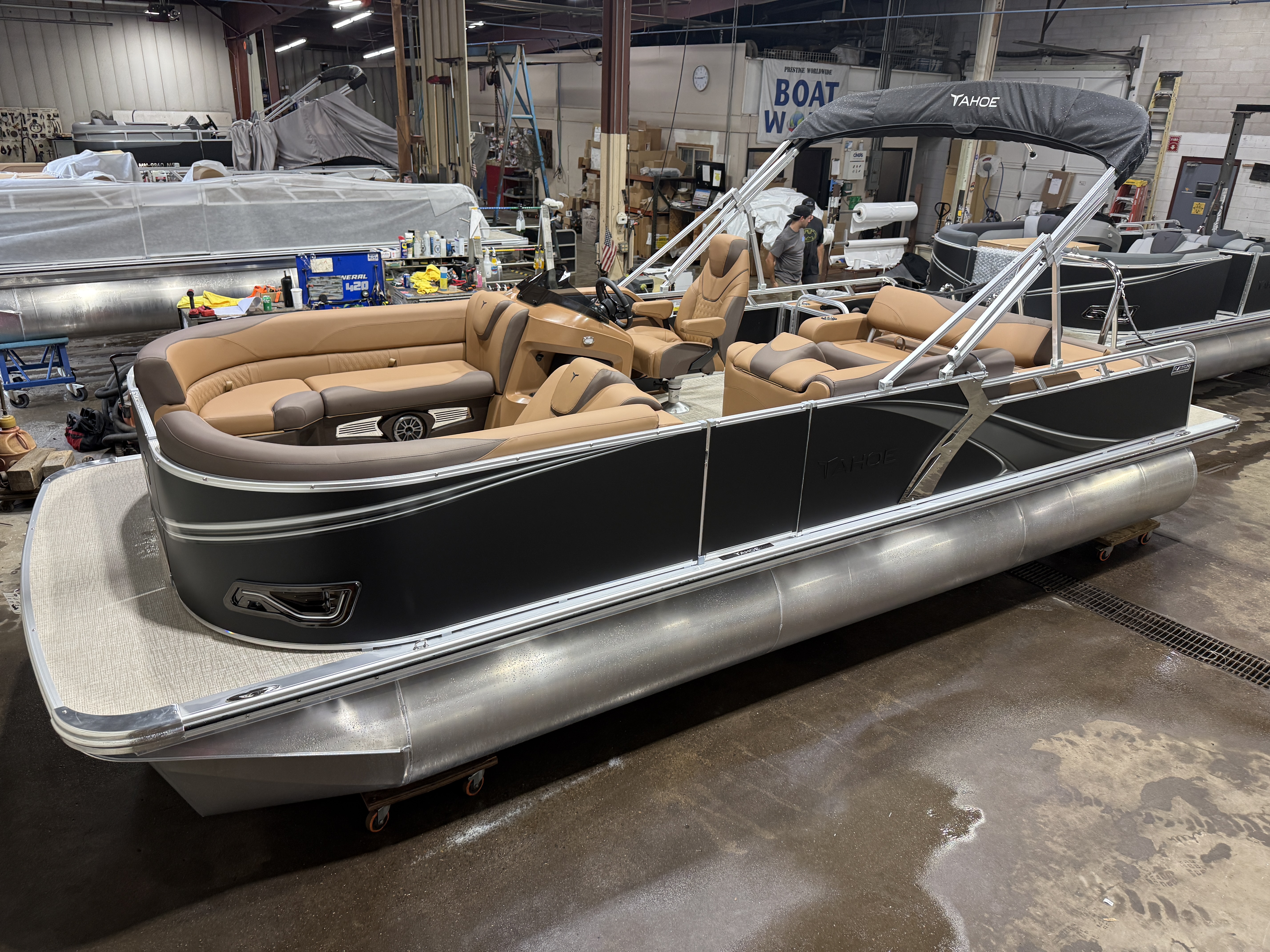 2027 Tahoe LTZ 2385 VRB SE Swingback Pontoon $42995