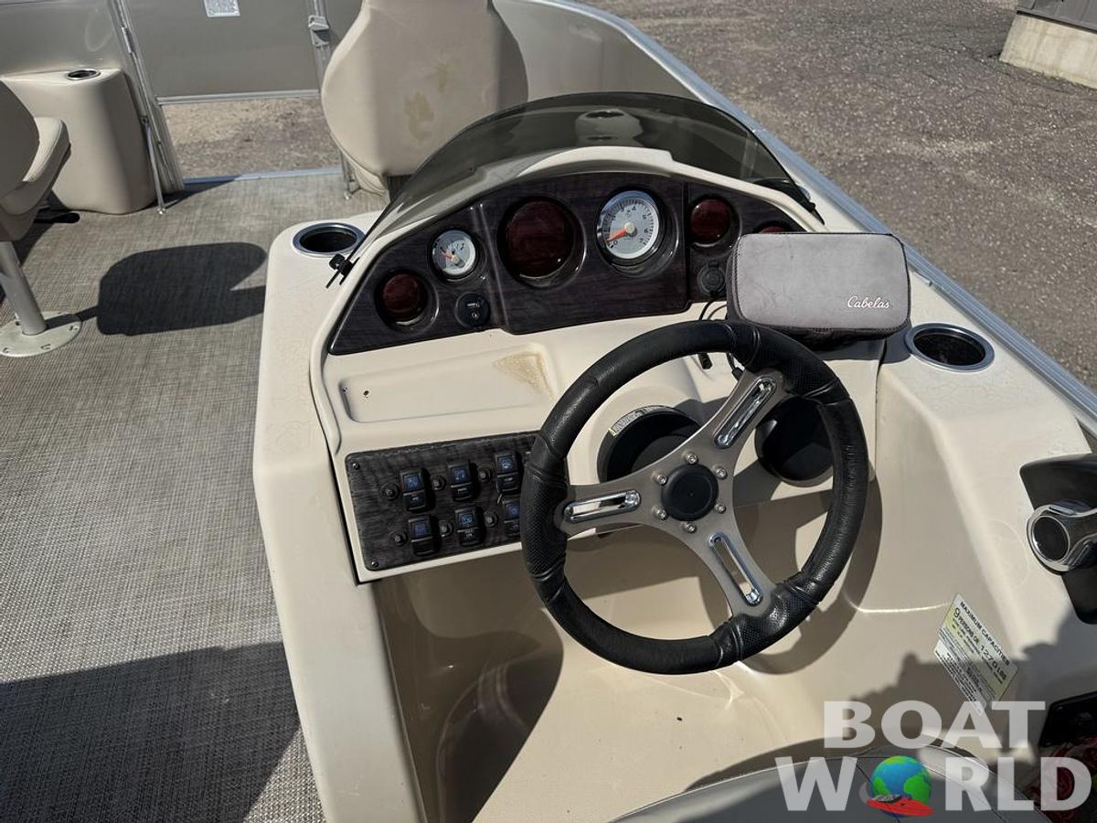 Used 2016 Sylvan 820 4-PT Pontoon