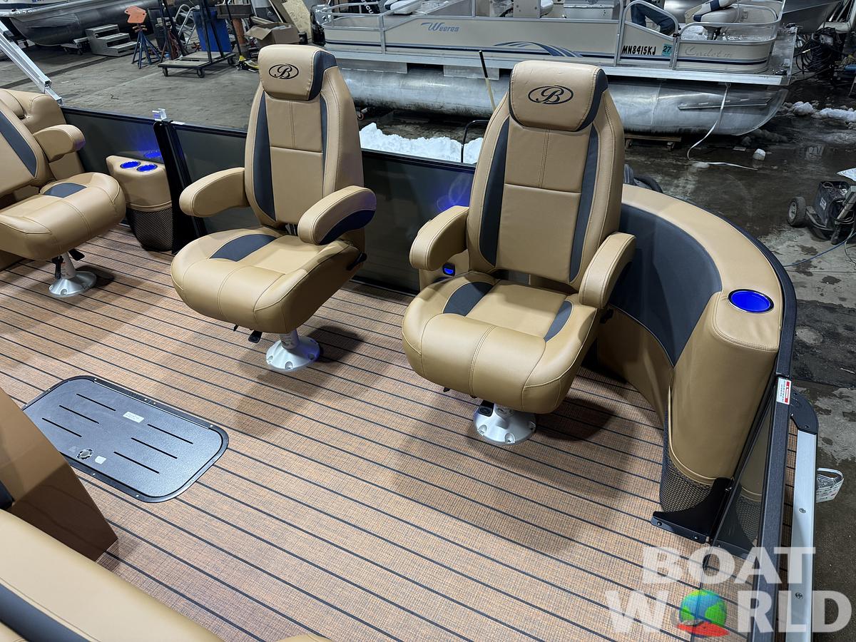 2026 Bentley Legacy 223 Navigator DL Quad Lounge Tritoon $51995