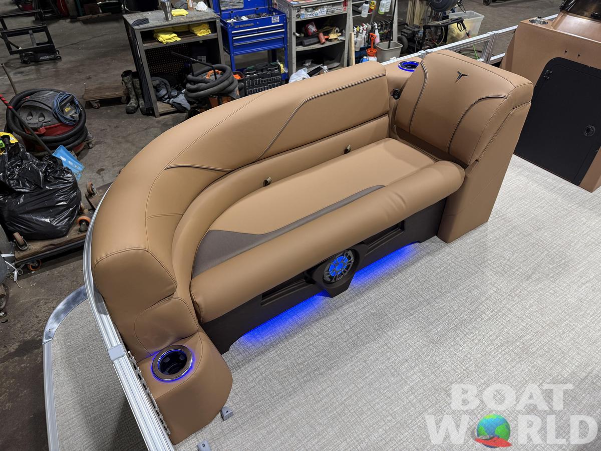 2026 Tahoe Sport 2385 Rear Fish Tritoon $46995