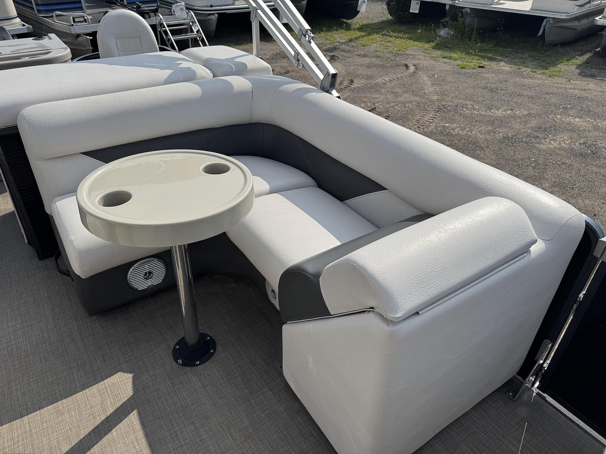 Used 2017 Palm Beach Cast Master 200 Pontoon WITH Sea Legs