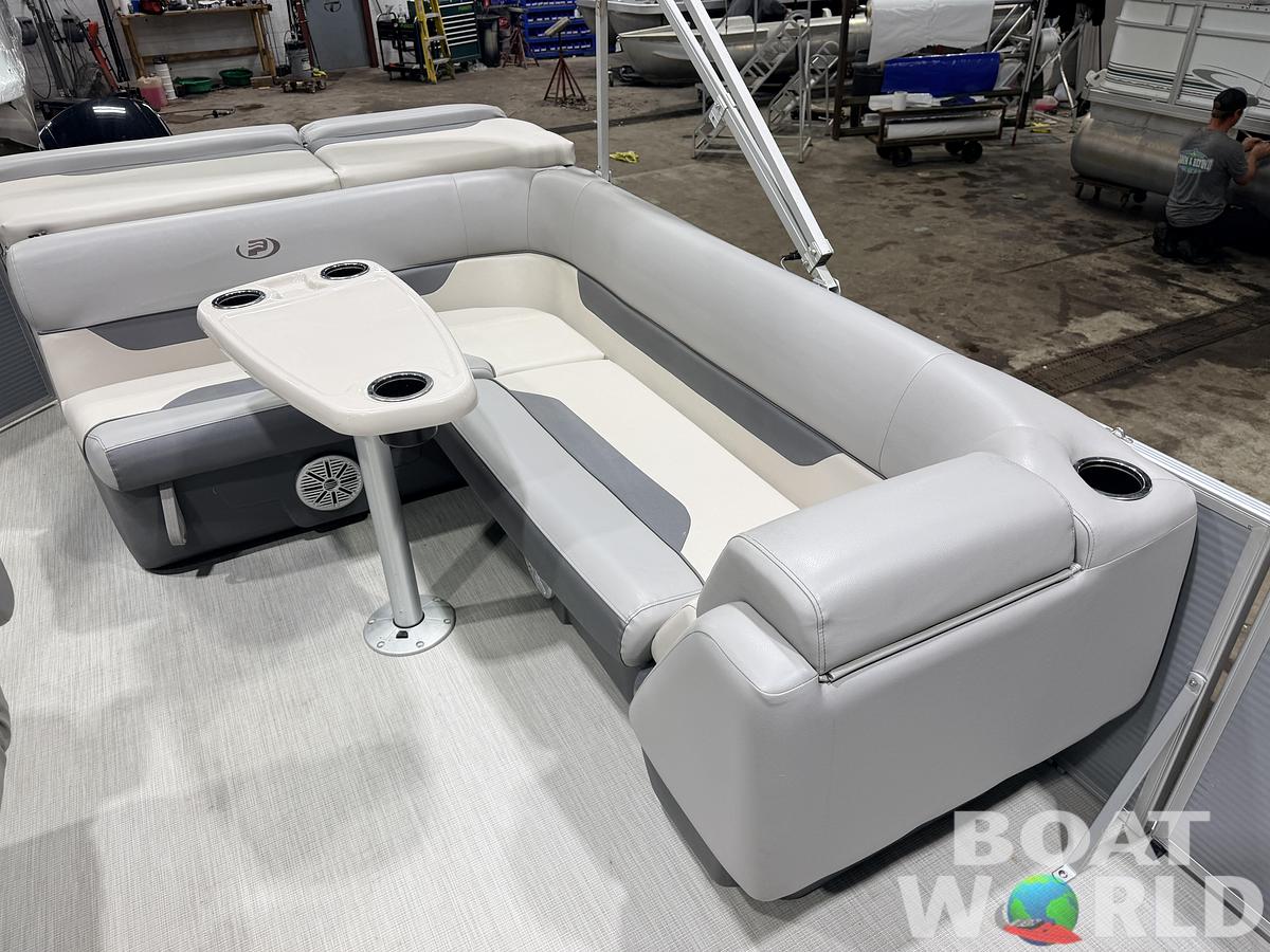 Used 2022 Princecraft 21 Sportfisher 2-S & 115HPMercury 4-Stroke -$29,995