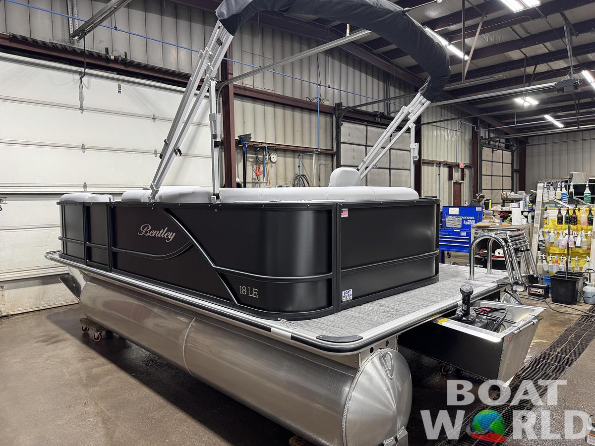 2026 Bentley Pontoons 200 LE Cruise 