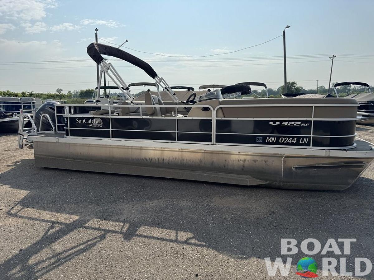 Used 2016 SunCatcher V322 RF Tritoon Pontoon