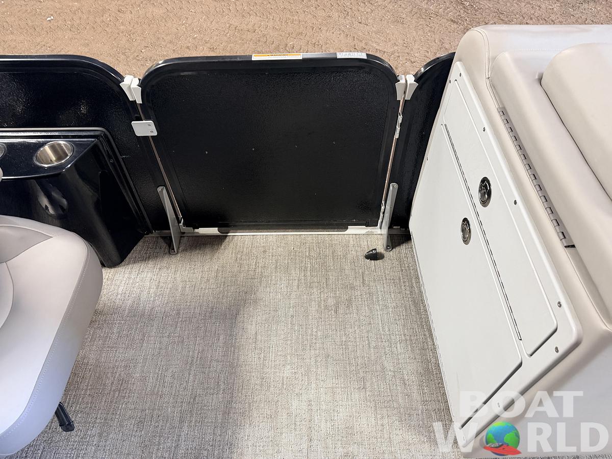 Used 2024 Premier 250 SunSation PTX Tritoon & 300HP Suzuki -$69,995