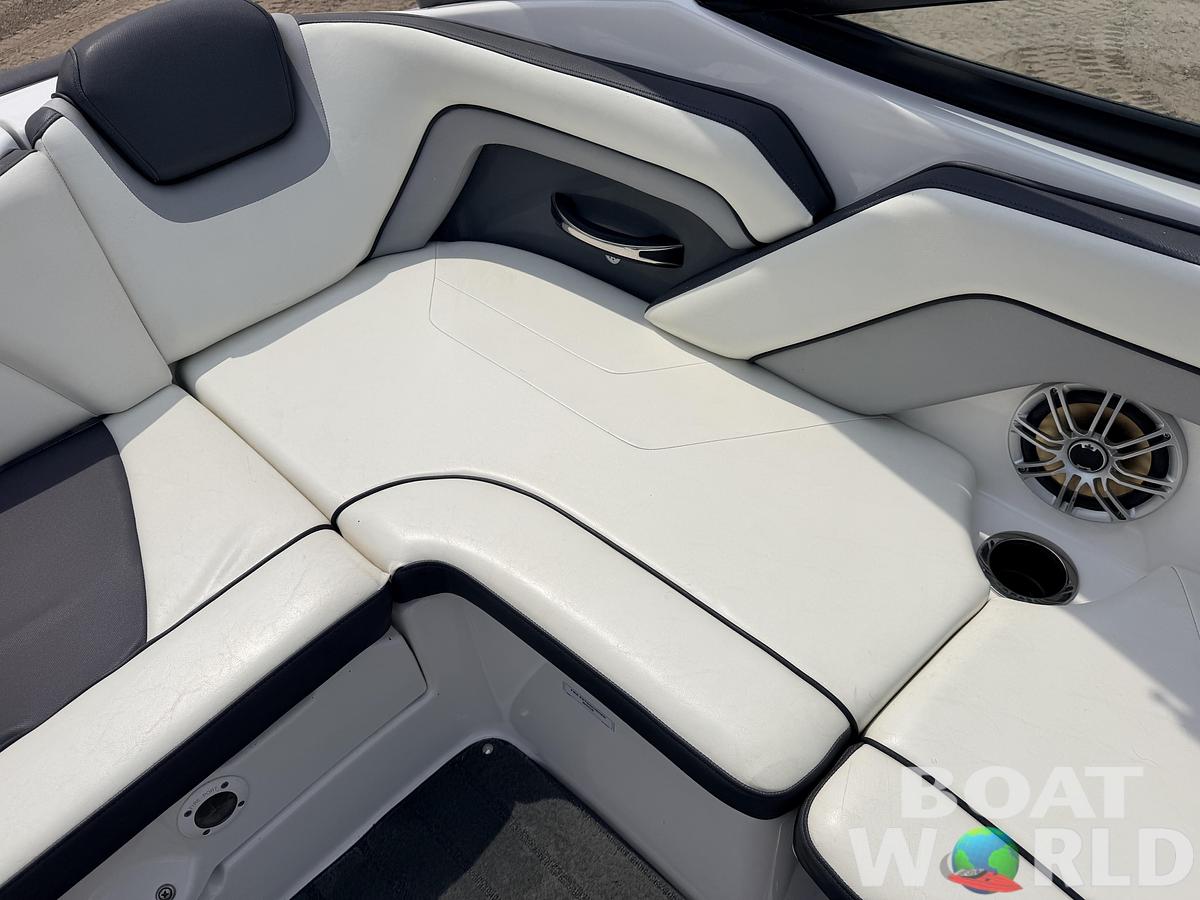 Used 2016 Yamaha AR192 Jet Boat 210HP Supercharged 1.8L & Single Axle Trailer -$29,995