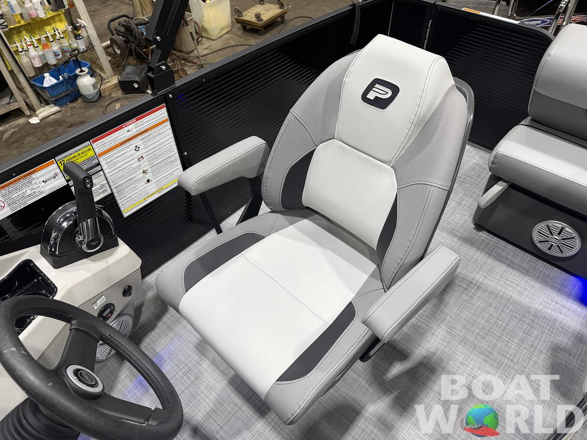 2026 Princecraft Vectra 23 RL Dinette Swingback Pontoon 