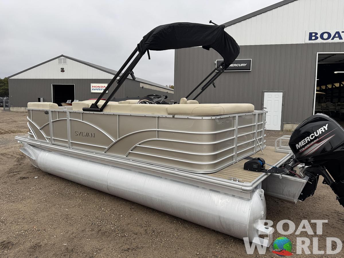 Used 2018 Sylvan Mirage 820 Cruise