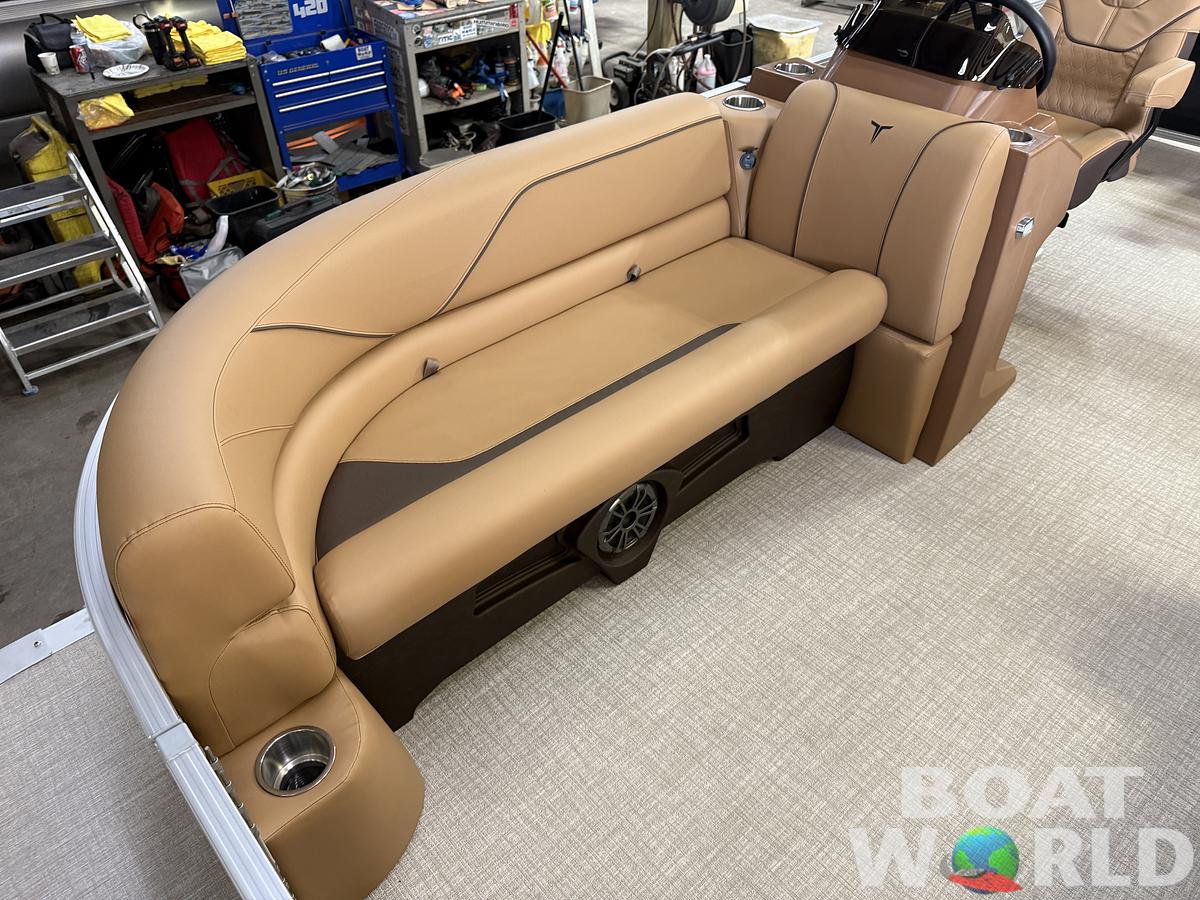 2026 Tahoe Pontoons Sport 2385 Swingback (VRB) & Honda 4-Stroke EFI