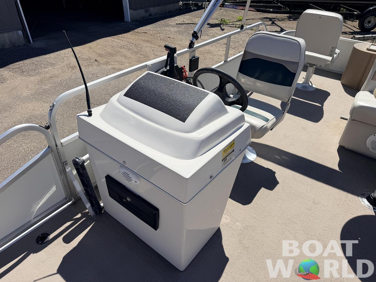 Used 2010 Palm Beach 2023 Fishmaster & 60HP Mercury 4Stroke -$12,995