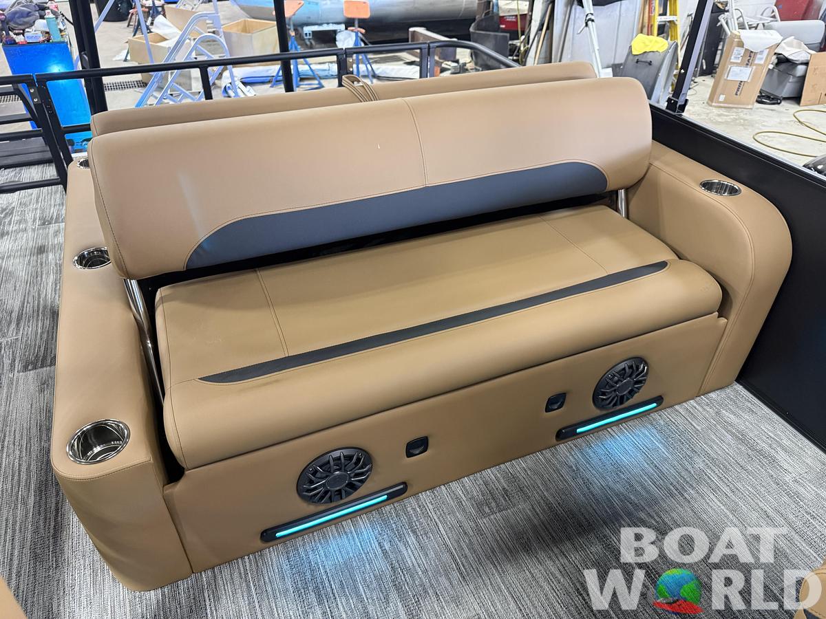 2027 Bentley Legacy 223 Swingback Tritoon $56995