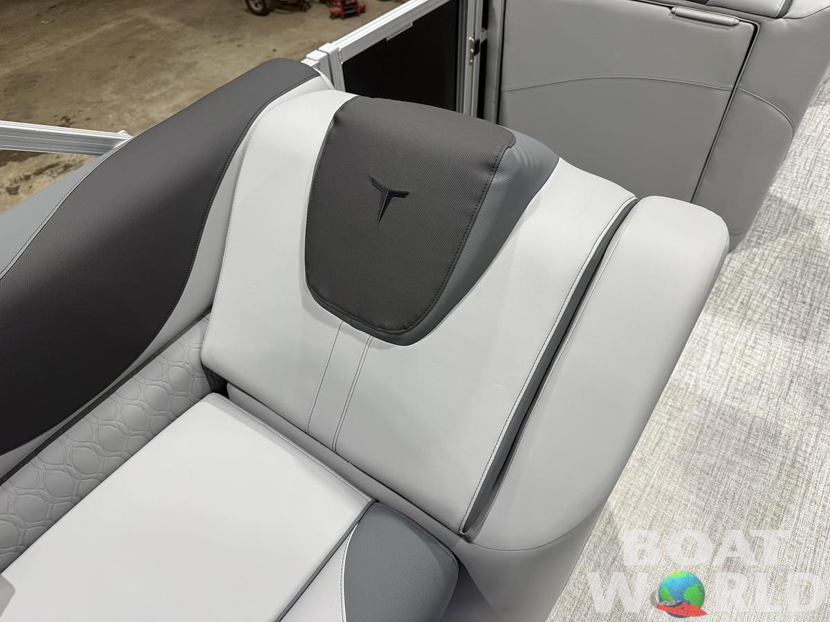 2026 Tahoe Pontoons LTZ 2385 Swingback (VRB) Tritoon 