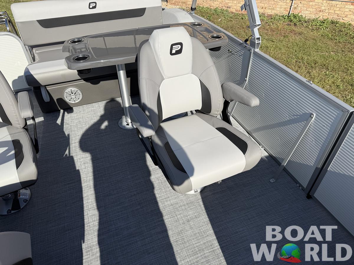 2026 Princecraft Vectra 23 RL SS Swingback Pontoon & Mercury 4-Stroke EFI