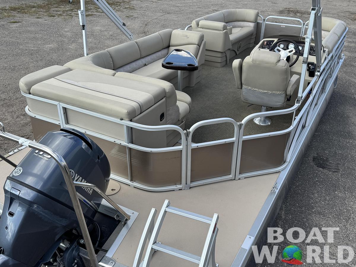 Used 2014 Bennington 22 SLX Pontoon
