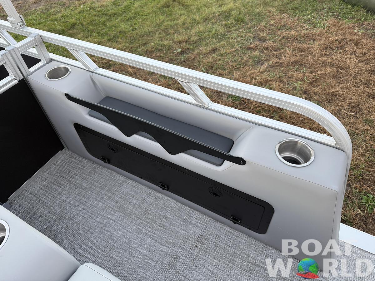 2026 Tahoe Pontoons Sport 2180 Swingback (VRB) 