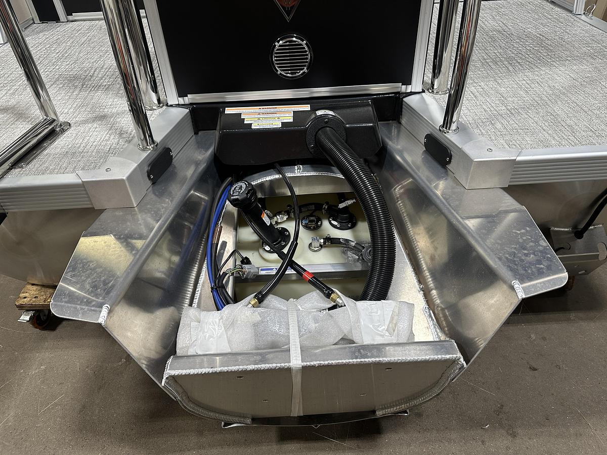 2025 Tahoe Pontoons Cascade 2385 Elite Tritoon & Honda 225HP 4-