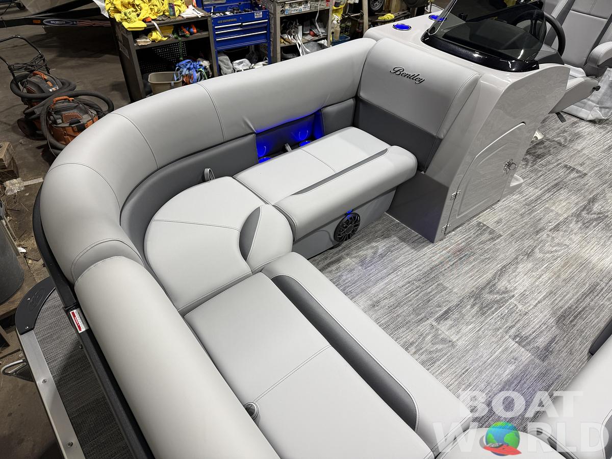 2027 Bentley Legacy 220 Navigator Quad Lounge Pontoon $41995