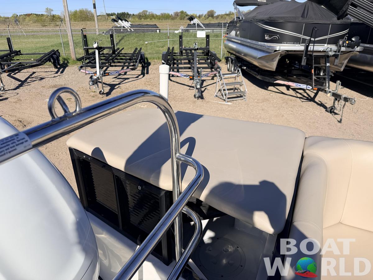 Used 2021 Hurricane Fun Deck 198 with 140HP Suzuki & Tandem Axle Trailer -$31,995