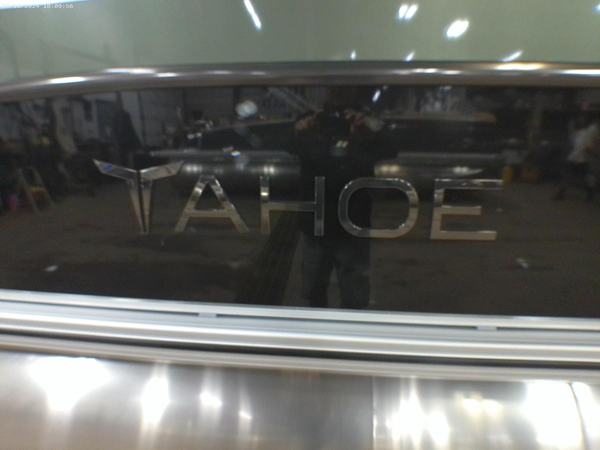 2025 Tahoe Pontoons Cascade 2385 Swingback Tritoon & 225HP 4-Stroke EFI