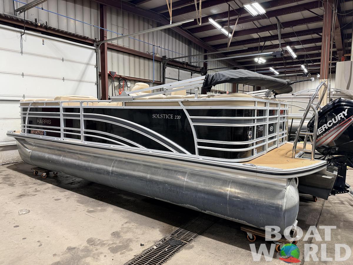 Used 2015 Harris 220 Solstice Pontoon