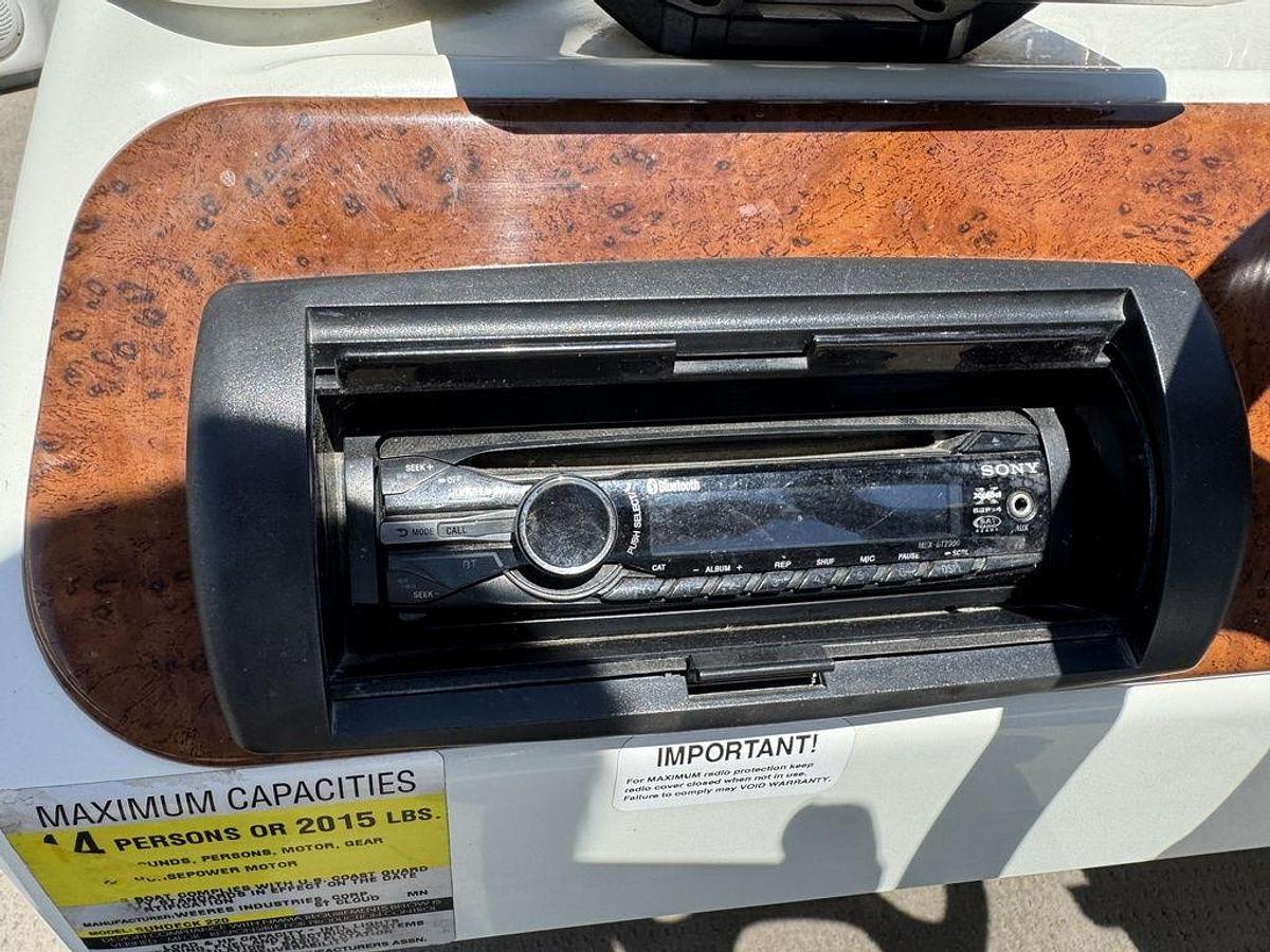 Used 2003 Weeres 220 Sun Deck SE Pontoon