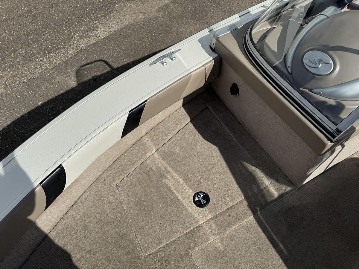 Used 2010 Smoker Craft Pro Mag 182