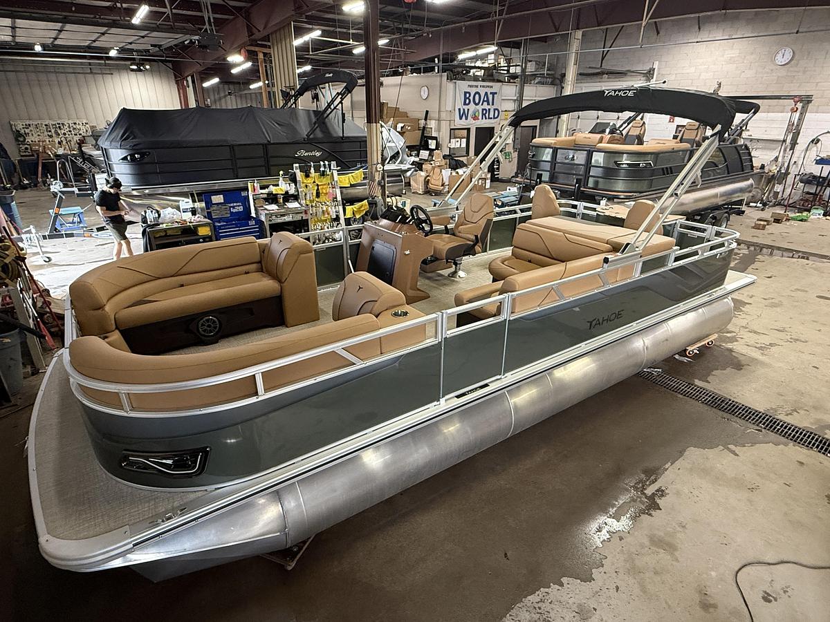 Used 2026 Tahoe Pontoons Sport 2385 Rear Fish & Honda 4-Stroke EFI