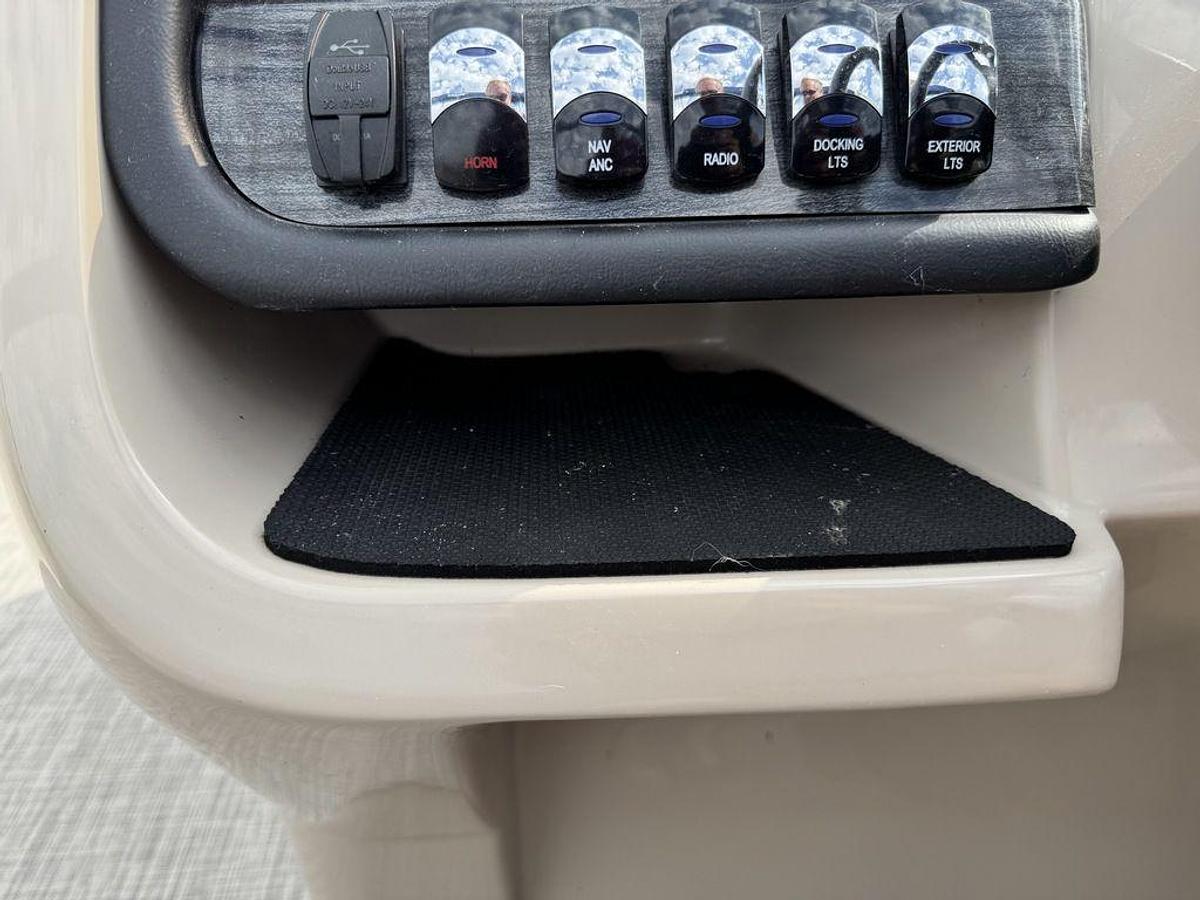 Used 2019 Tahoe Pontoons Cascade 2385 Cruise Pontoon