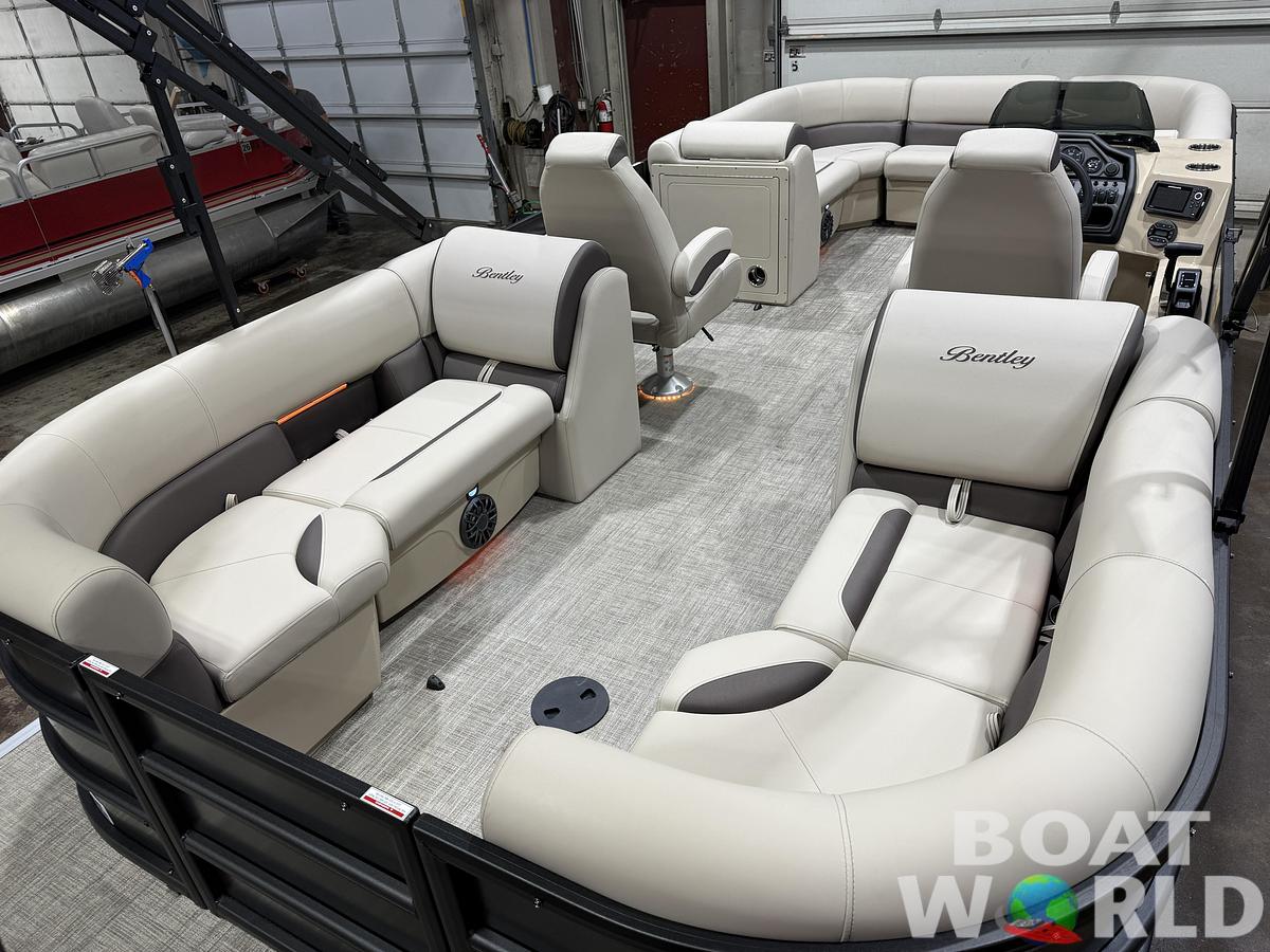 2027 Bentley Legacy 220 Navigator Quad Lounge Pontoon $42995