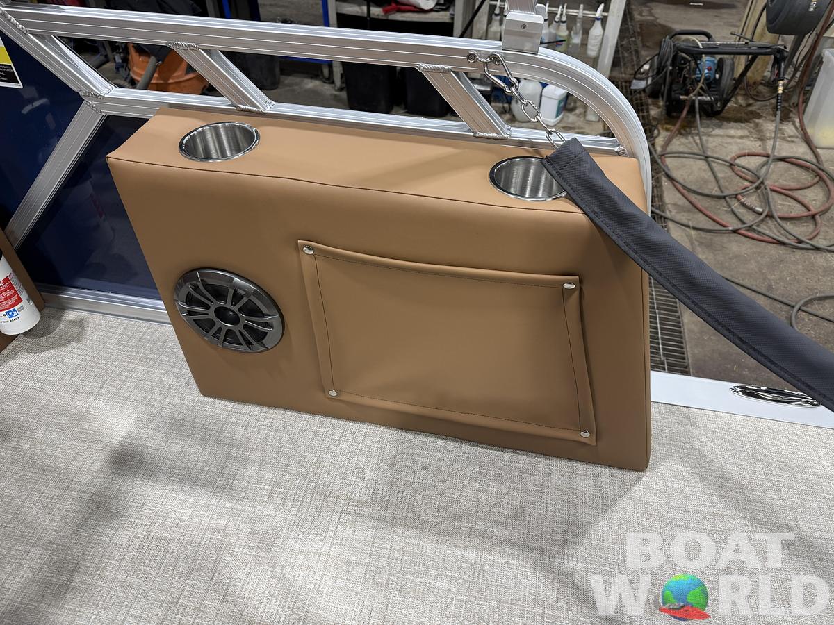 2026 Tahoe Pontoons LTZ 1985 Cruise Rear Bench (CRB) 