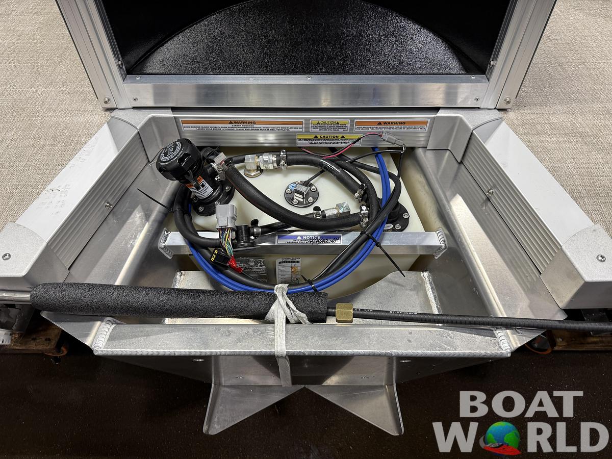 2026 Tahoe Pontoons GEOfish 2385 Rear Fish