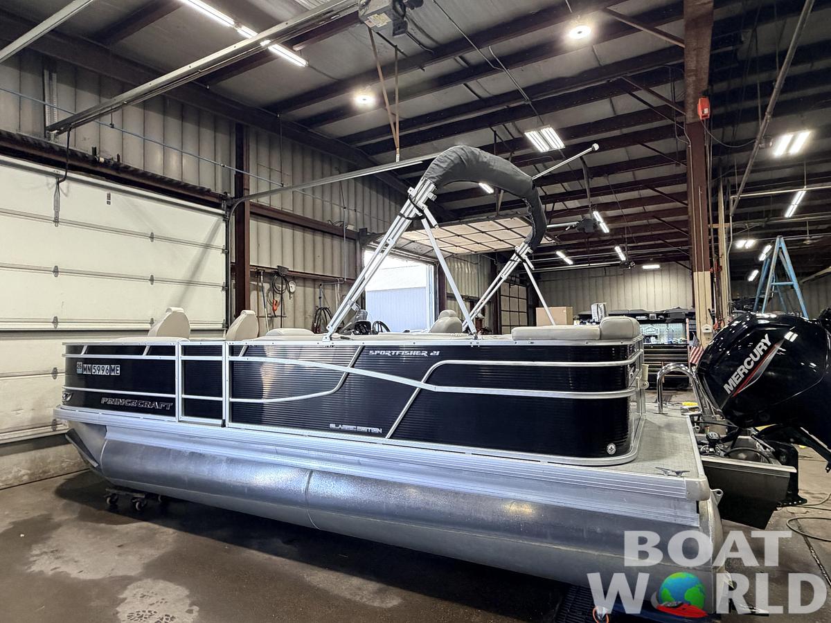 Used 2021 Princecraft 21 Sportfisher 2RS Pontoon & 90HP Mercury 4-Stroke -$27,995