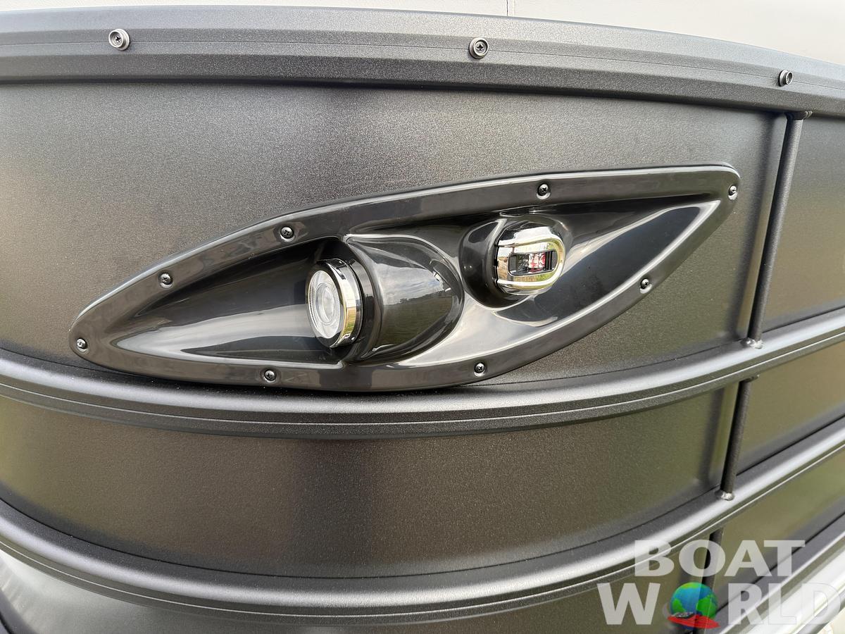 2026 Bentley Pontoons Legacy 200 Swingback Pontoon