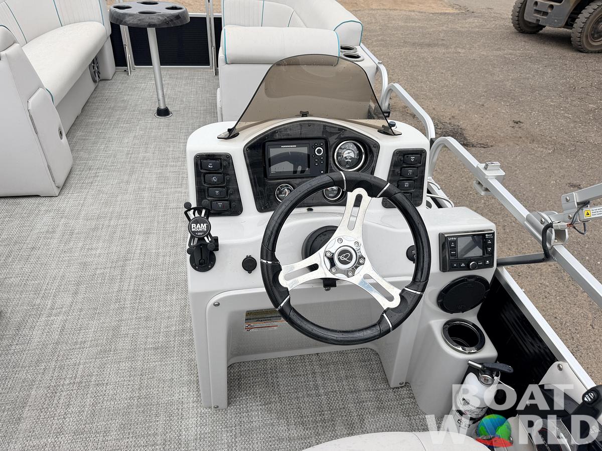 Used 2019 Qwest 822 Fish & Cruise Tritoon & 150HP Honda 4Stroke - $39,995