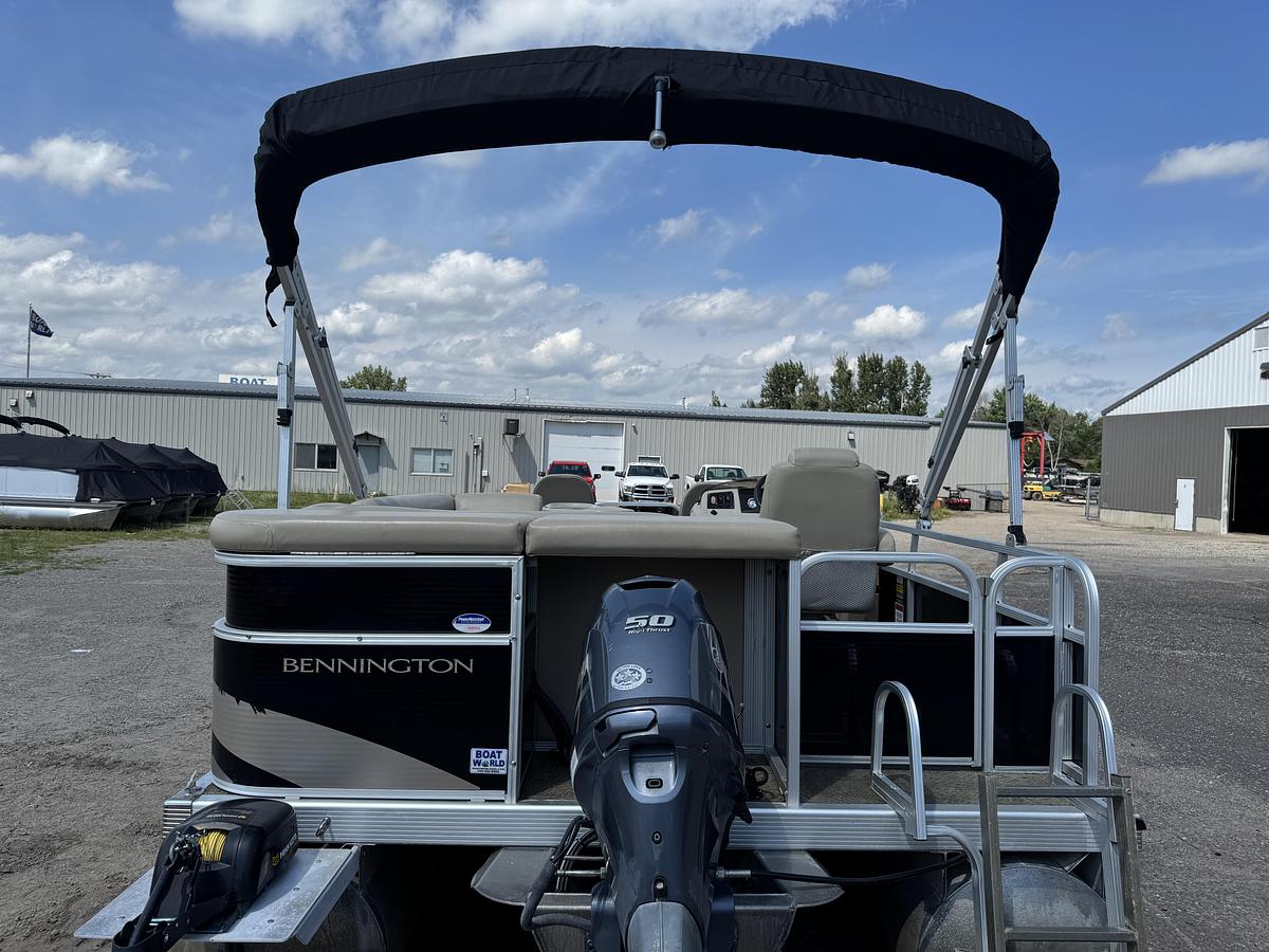 Used 2013 Bennington 17SF