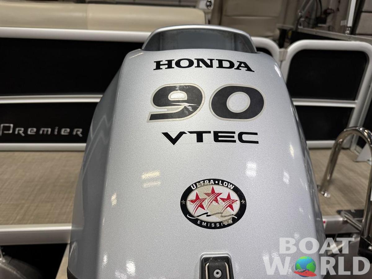 Used 2018 Premier SunSpree 220 DL Pontoon