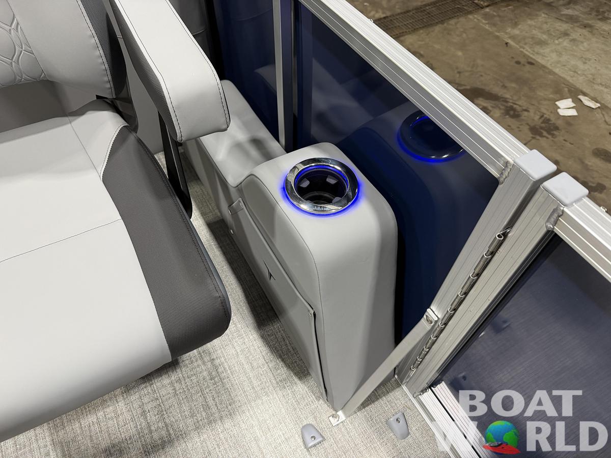 2026 Tahoe Pontoons LTZ 2385 Quad Lounge Tritoon